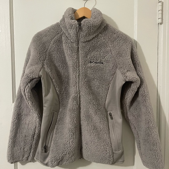 Women’s furry sweater - Picture 1 of 3